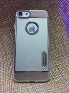 Чехол защитная крышка для IPhone 7/ 8/ SE (2020) силиконовая "motomo" серебристый