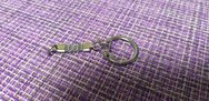 Кольцо для ключей с цепочкой плоская серебристая длина 60мм кольцо 23 мм 310-215s