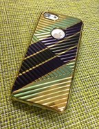 Чехол защитная крышка для IPhone 7/ 8/ SE (2020) силиконовая 15027 золотисто-зеленый