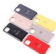 Чехол защитная крышка для IPhone 11 Pro Max силиконовая "Silicone Case" светло-розовый